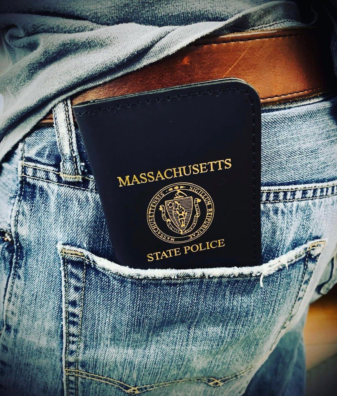 FBI - Federal Bureau of Investigation Bifold Hidden Badge Wallet – 911 ...